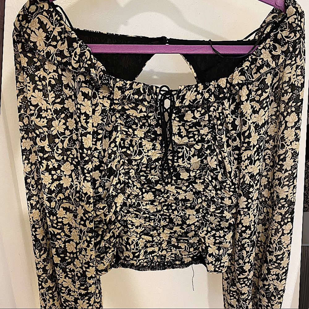 Puff long sleeve shirt - Brand New